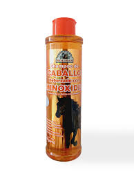 SHAMPOO CABALLO CON MINOXIDOL 630 ML NOLISAN
